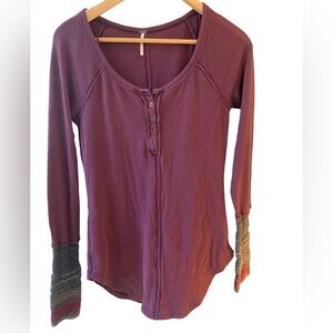 Free People Top Womens Maroon Switch it Up Crochet Sleeve Thermal Henley Boho L